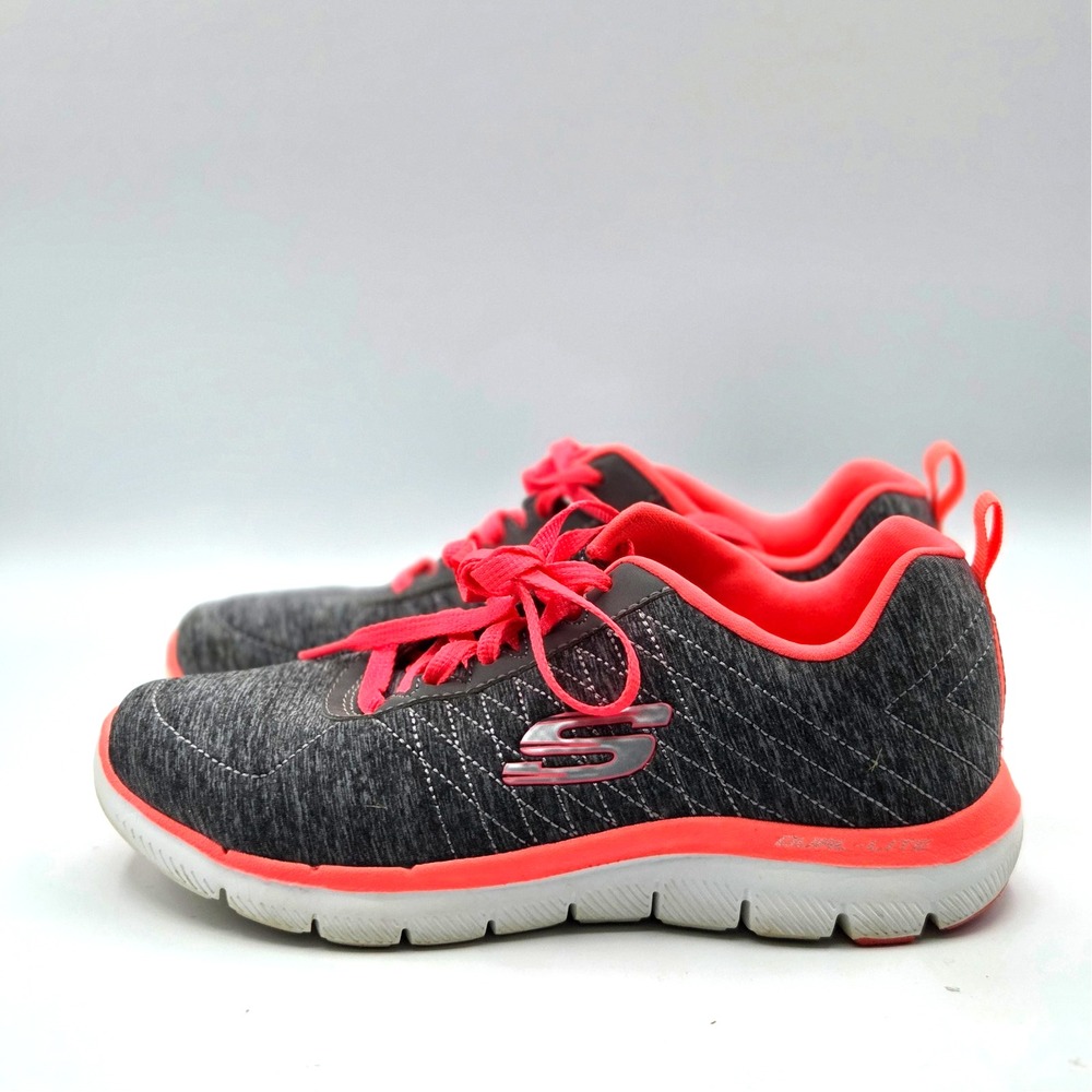 Womens Skechers Gray and‎ Coral Size 5.5